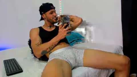 morenosiam online show from March 7, 2026, 6:21 am