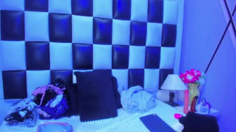 morganasmit_ online show from June 25, 2026, 2:32 pm