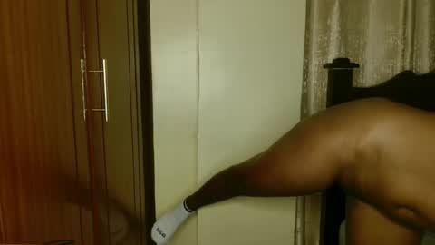 Mellisa online show from February 21, 2026, 3:46 pm