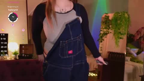 morvelyn online show from April 18, 2026, 6:45 pm