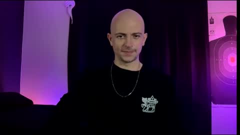 mount_vesuvius online show from December 3, 2025, 6:32 am