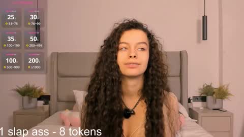 Luna online show from February 28, 2026, 9:16 pm