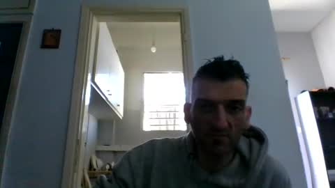 mppempis81 online show from April 22, 2026, 7:11 am