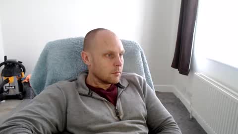 Mr Baldy Likes to Chat online show from October 31, 2025, 2:07 pm