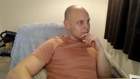 Mr Baldy Likes to Chat online show from November 9, 2025, 1:04 am