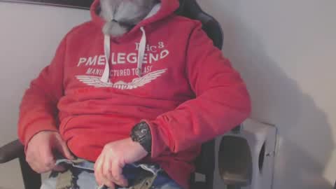 mr_boombastic2021 online show from January 18, 2025, 10:49 am