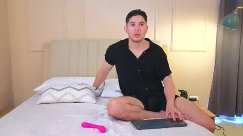 Danny  Aleja online show from May 11, 2026, 7:33 pm