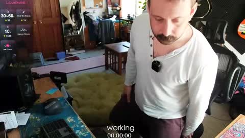 ninko online show from February 28, 2025, 5:04 pm