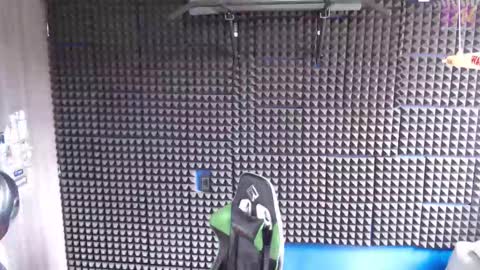 Snapshot of mr_lollipop77 chatting on January 5, 2026, 5:27 pm Call me Angel please online show from January 5, 2026, 5:27 pm