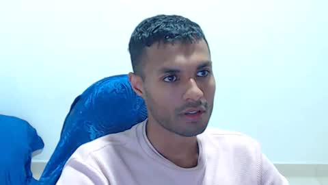 Max online show from April 22, 2026, 9:05 pm