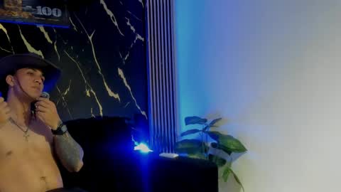 mr_maximo online show from March 31, 2026, 5:19 am