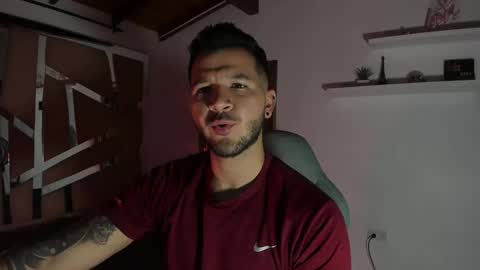 MIKEE online show from March 6, 2025, 3:02 am