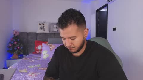 MIKEE online show from January 6, 2026, 3:10 am