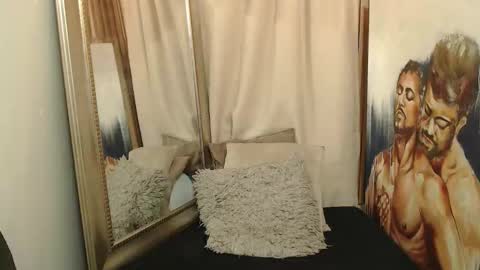 mr_stiven_ online show from September 18, 2025, 2:57 am