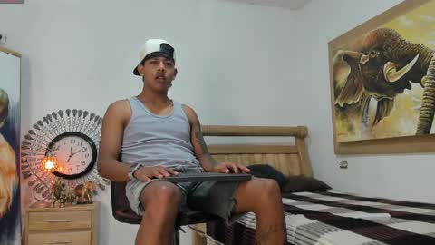 mr_stiven_ online show from May 17, 2026, 3:04 am