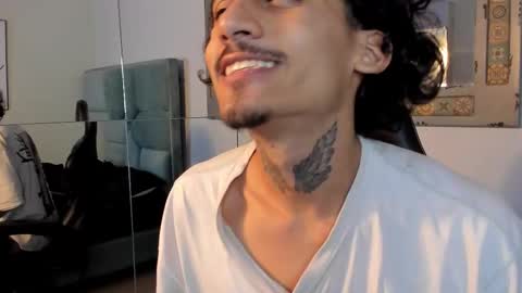 MR online show from November 5, 2025, 2:44 am