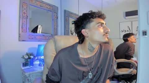 MR online show from December 1, 2025, 3:33 am