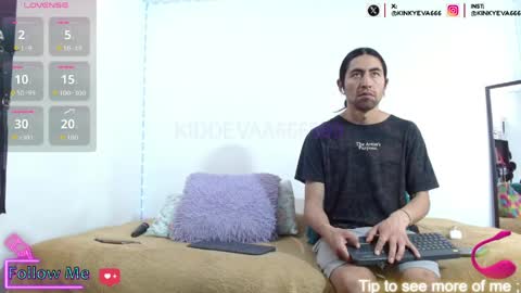 Mrandmrs666999 online show from May 22, 2026, 4:23 pm