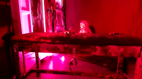 mr and mrs vanilla online show from September 28, 2025, 11:43 pm