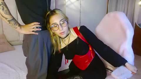 mrandmrvlxencs online show from April 20, 2026, 1:36 pm