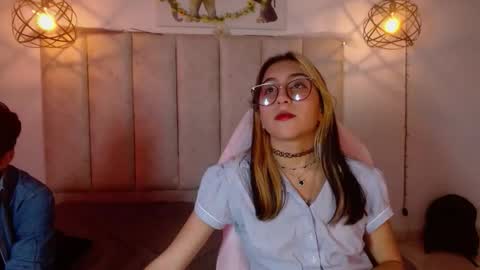 Snapshot of mrandmrsvixencs chatting on May 31, 2026, 3:08 pm mrandmrvlxencs online show from May 31, 2026, 3:08 pm