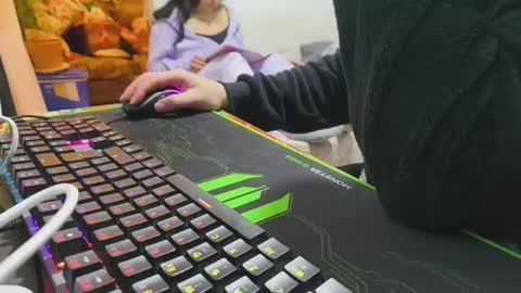 mrandmssin online show from April 8, 2026, 2:55 am