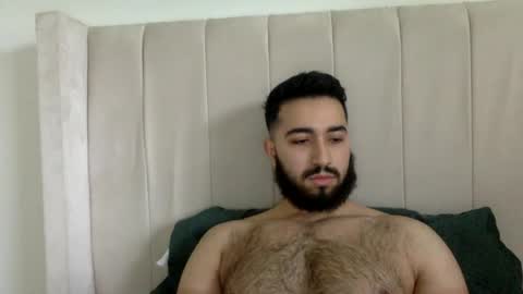 mrarabdaddy online show from June 19, 2026, 11:47 am