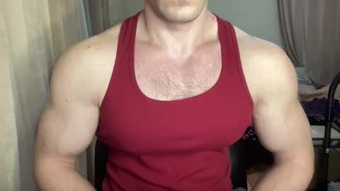 Snapshot of mrbiceps_23 chatting on January 7, 2025, 5:20 pm Mrbiceps23 online show from January 7, 2025, 5:20 pm