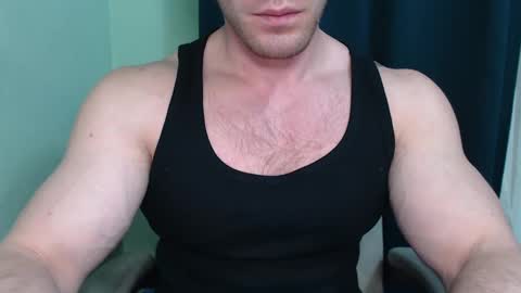 Snapshot of mrbiceps_23 chatting on February 16, 2025, 6:21 pm Mrbiceps23 online show from February 16, 2025, 6:21 pm