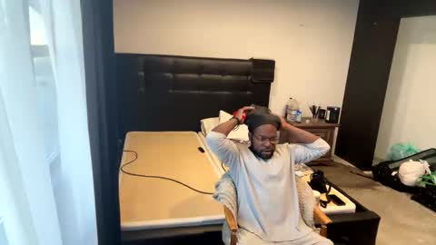 Snapshot of mrbigdthomas chatting on March 8, 2026, 2:54 pm MrBigDThomas online show from March 8, 2026, 2:54 pm