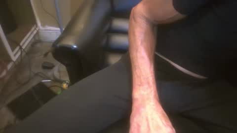 mrbiggirth69 online show from October 9, 2025, 12:03 pm