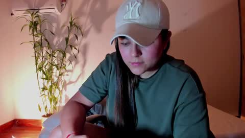 Laura online show from December 30, 2024, 3:58 am