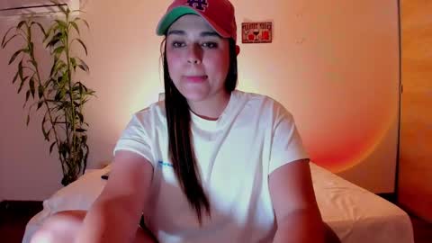 Laura online show from January 10, 2025, 2:57 am