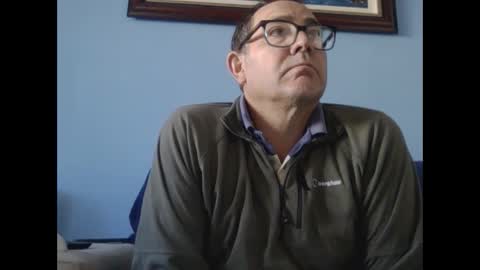 Snapshot of mrcaruso chatting on December 1, 2025, 1:49 pm Mrcaruso online show from December 1, 2025, 1:49 pm