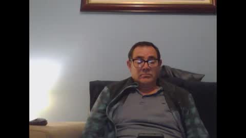 Snapshot of mrcaruso chatting on December 4, 2025, 4:48 pm Mrcaruso online show from December 4, 2025, 4:48 pm