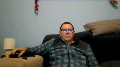 Snapshot of mrcaruso chatting on December 22, 2025, 7:44 pm Mrcaruso online show from December 22, 2025, 7:44 pm