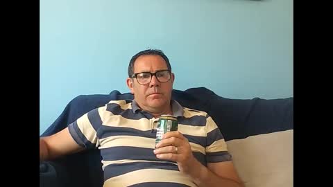 Snapshot of mrcaruso chatting on April 19, 2026, 3:44 pm Mrcaruso online show from April 19, 2026, 3:44 pm