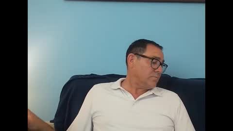 Snapshot of mrcaruso chatting on June 4, 2026, 4:02 pm Mrcaruso online show from June 4, 2026, 4:02 pm