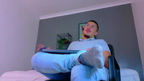 Mr Fox online show from April 18, 2026, 7:58 pm