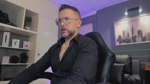 MrFrank. online show from September 10, 2025, 12:16 pm