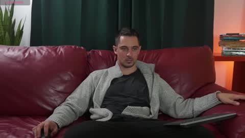 juan luis online show from September 29, 2025, 5:18 pm