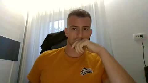 mrhornyy12113 online show from October 1, 2025, 4:13 pm