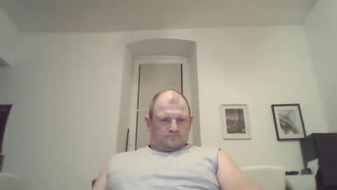 mrhotsex69 online show from April 18, 2026, 12:36 am