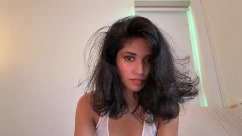 mriea_ online show from April 27, 2026, 4:43 am