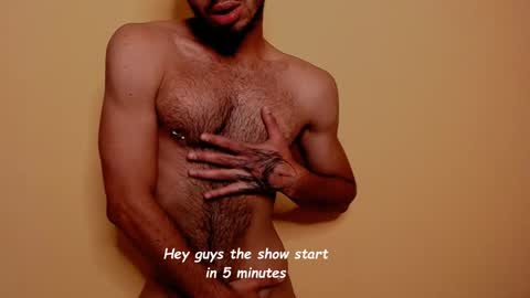 Snapshot of mrj9921 chatting on December 13, 2024, 9:35 am Juan online show from December 13, 2024, 9:35 am