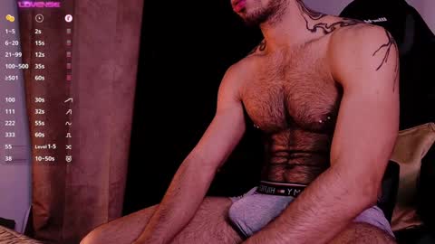 Snapshot of mrj9921 chatting on December 29, 2024, 3:57 pm Juan online show from December 29, 2024, 3:57 pm