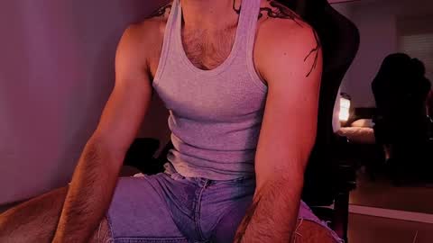 Snapshot of mrj9921 chatting on February 6, 2025, 9:53 am Juan online show from February 6, 2025, 9:53 am