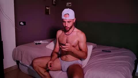 Snapshot of mrj9921 chatting on September 19, 2025, 7:21 am Juan online show from September 19, 2025, 7:21 am