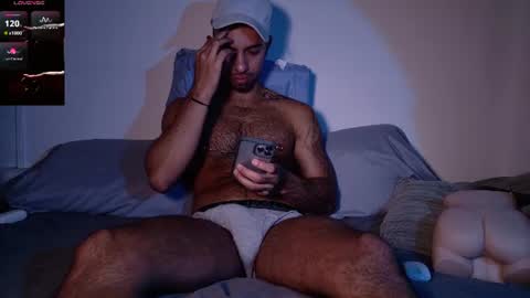 Snapshot of mrj9921 chatting on July 17, 2026, 7:15 am Juan online show from July 17, 2026, 7:15 am