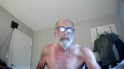 Snapshot of mrjames59 chatting on August 1, 2026, 10:36 am mrjames59 online show from August 1, 2026, 10:36 am